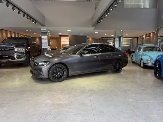 BMW 320i 2.0 16V TURBO GASOLINA SPORT AUTOMÁTICO